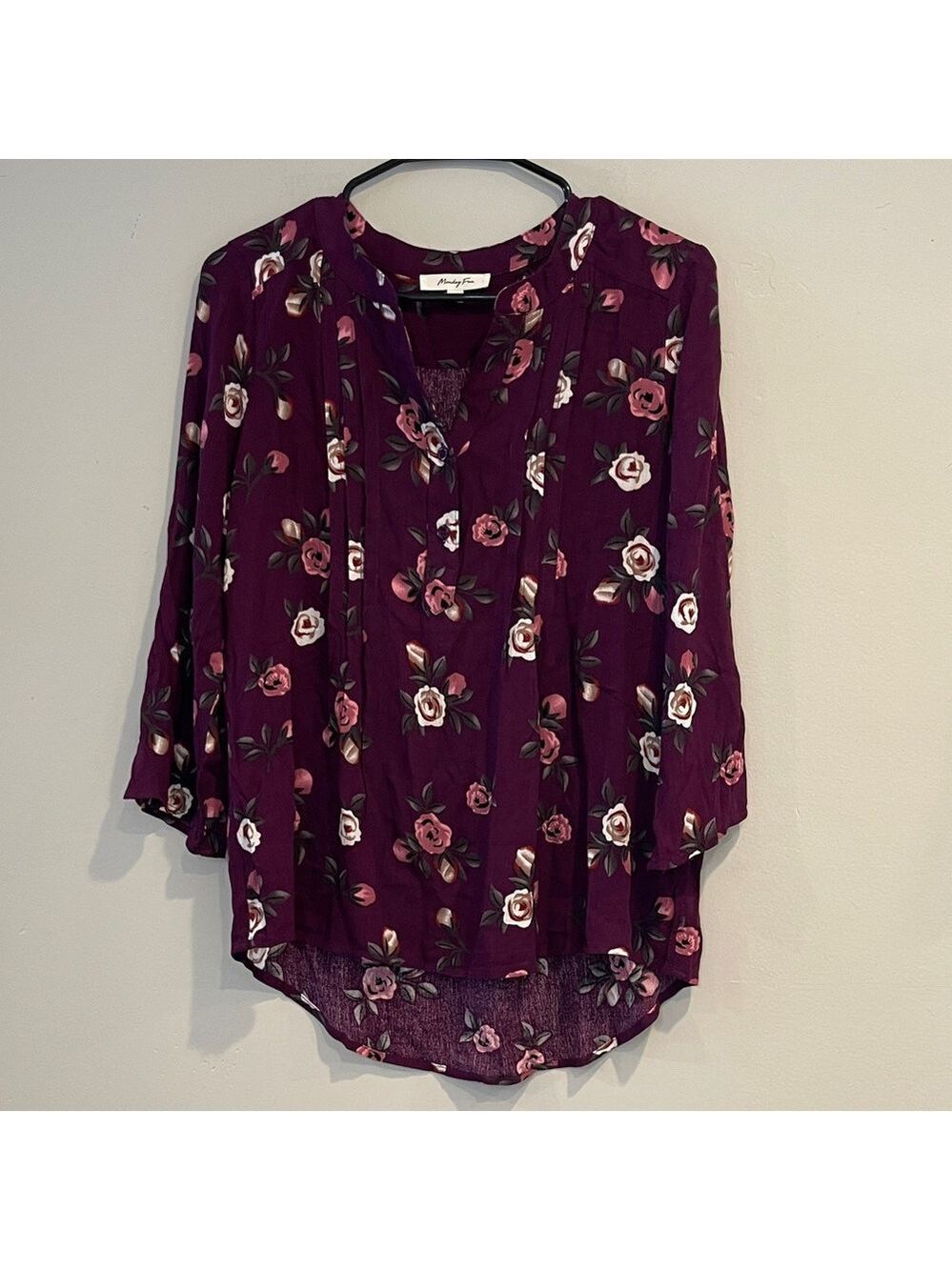 Monday Fun Plum Floral Blouse Size Small